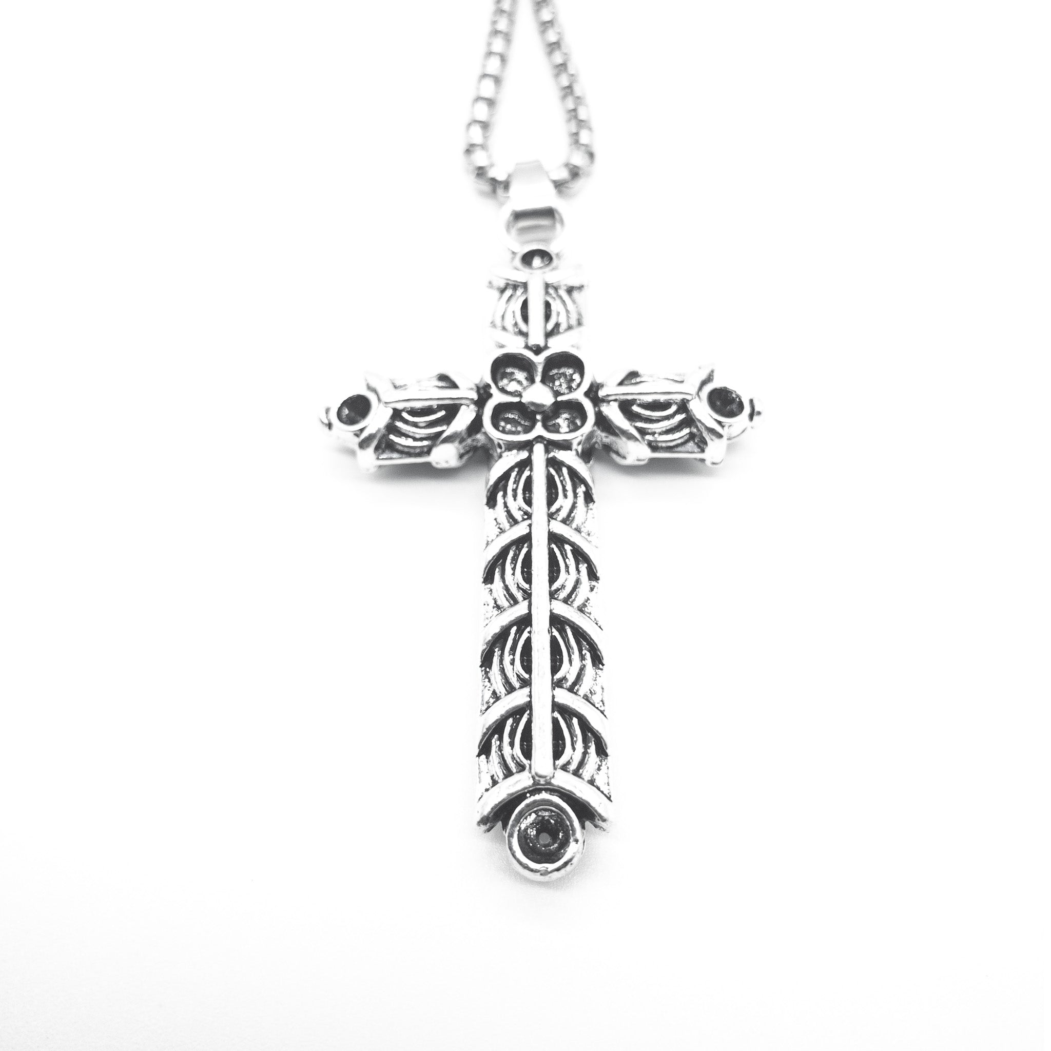 Liitata Viking Cross Necklace Cross Pendant Stainless Steel Necklace Retro Cross  Necklace Chain for Men - Antique Silver: Buy Online at Best Price in UAE -  Amazon.ae